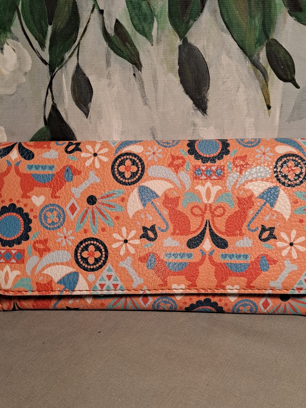 Relic Coral Blue Raining Cats & Dogs Floral Geometric TriFold Flap Wallet Retro